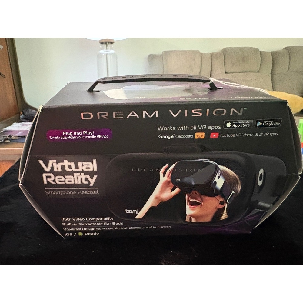 Tzumi Dream Vision VR Virtual Reality Smartphone Headset with Retractable Earbud